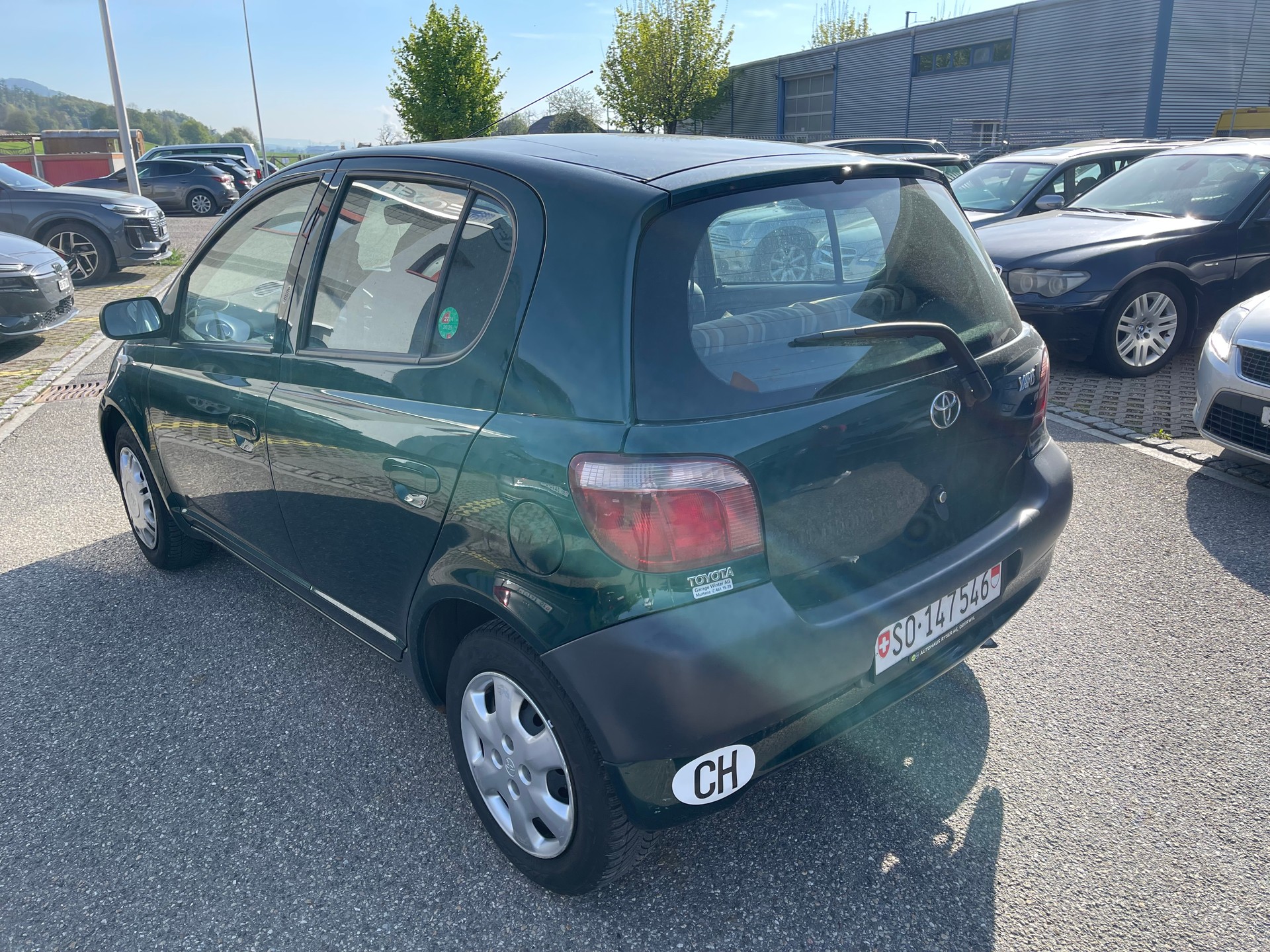 TOYOTA Yaris 1.0 Linea Terra-image-6