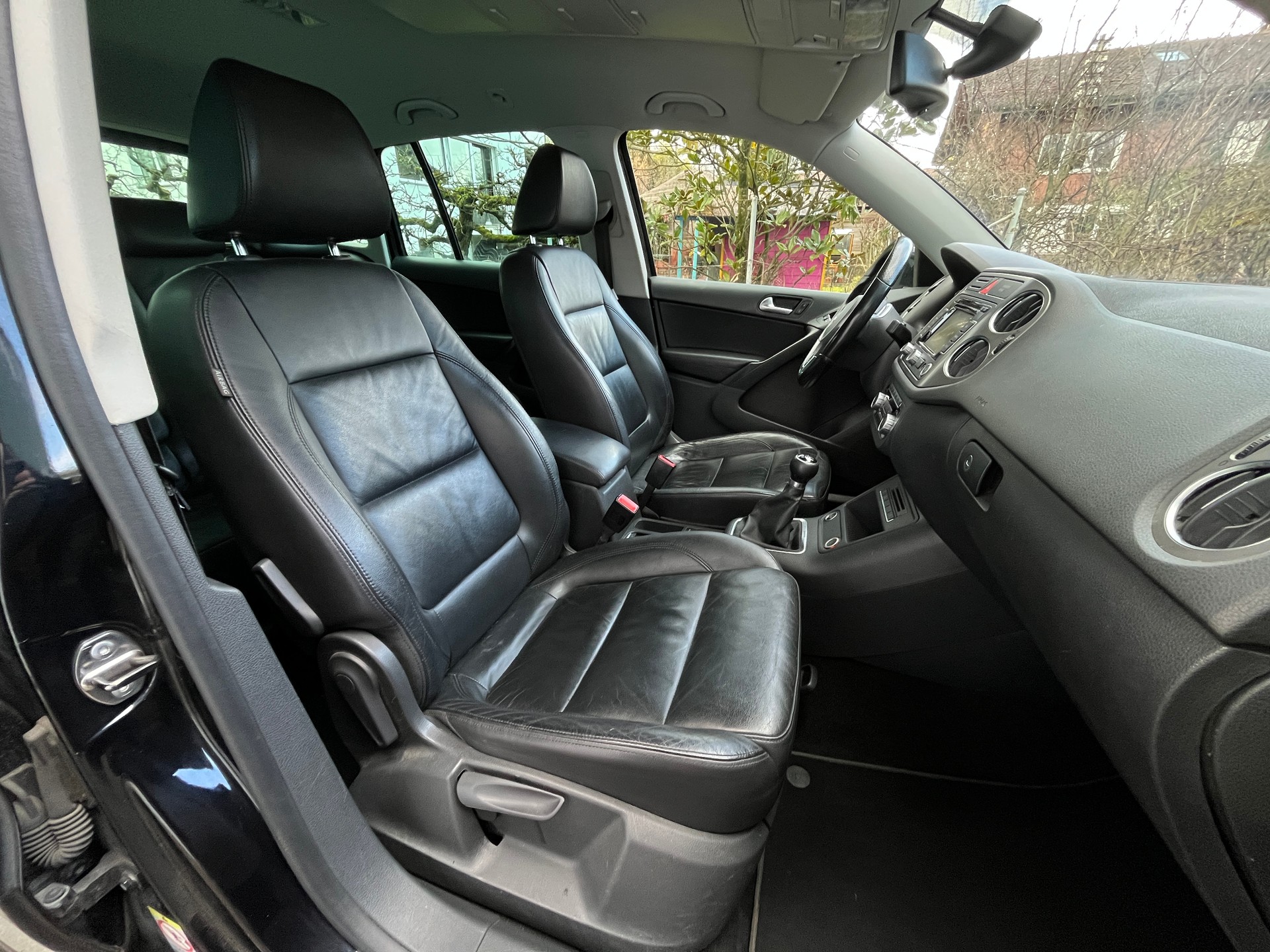 VW Tiguan 2.0 TSI R-Line-image-6