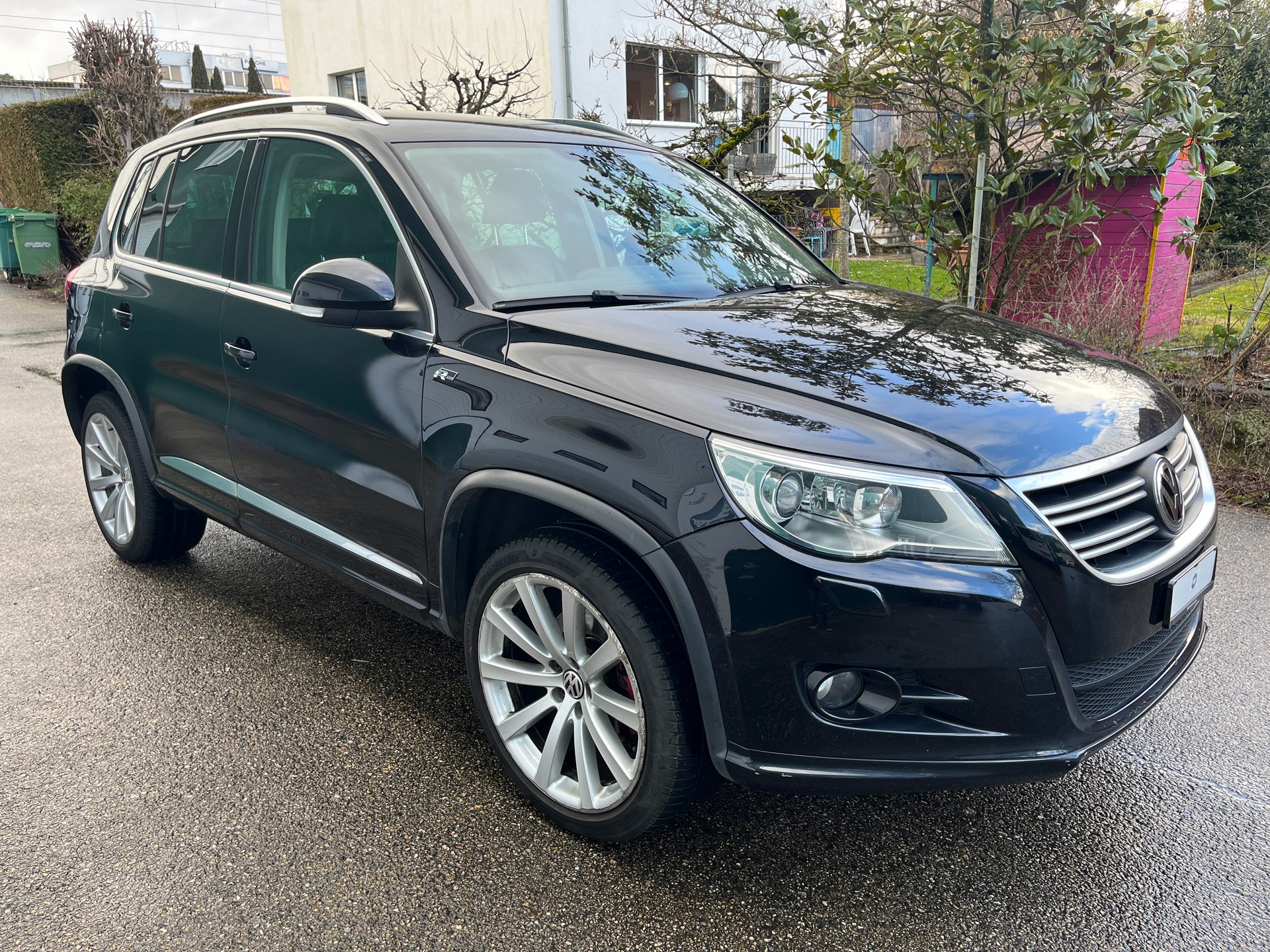 VW Tiguan 2.0 TSI R-Line-image-2