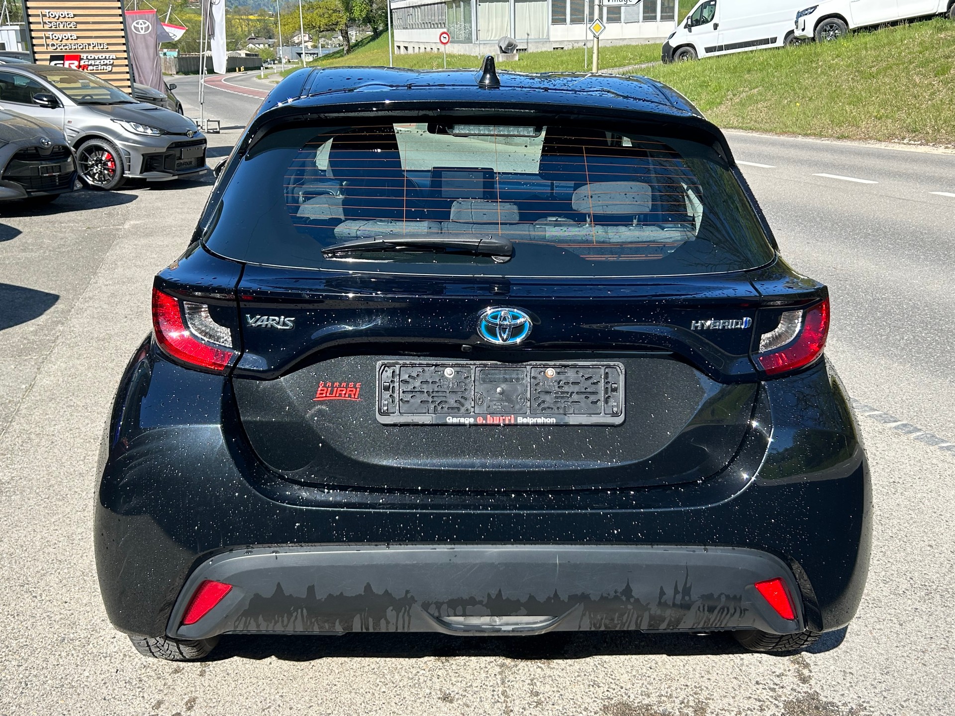 TOYOTA Yaris 1.5 Trend e-CVT-image-4