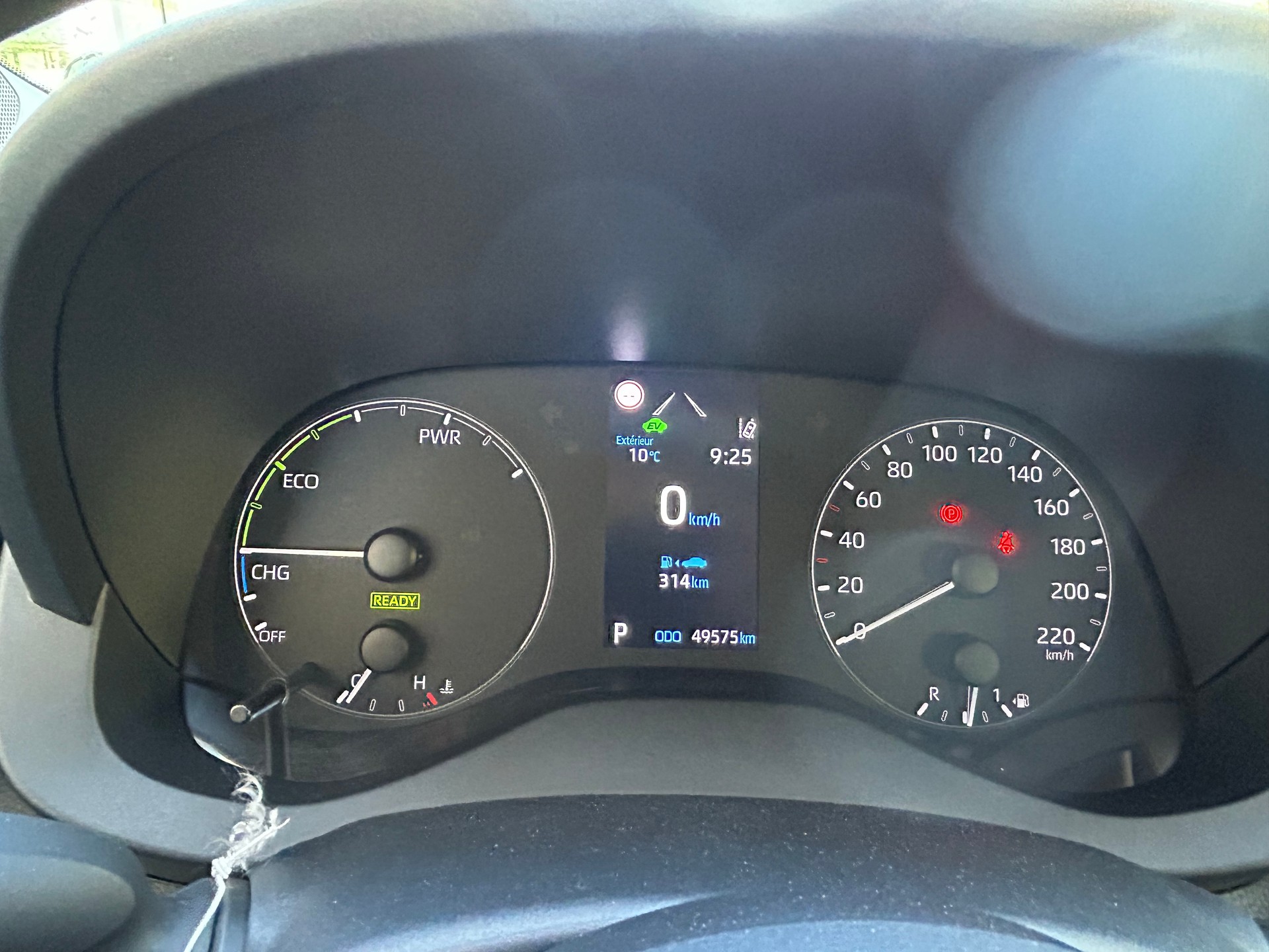 TOYOTA Yaris 1.5 Trend e-CVT-image-9