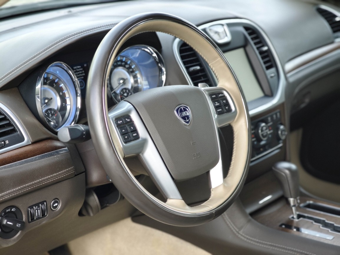 LANCIA Thema 3.0 TD Executive 1.Hand-image-8