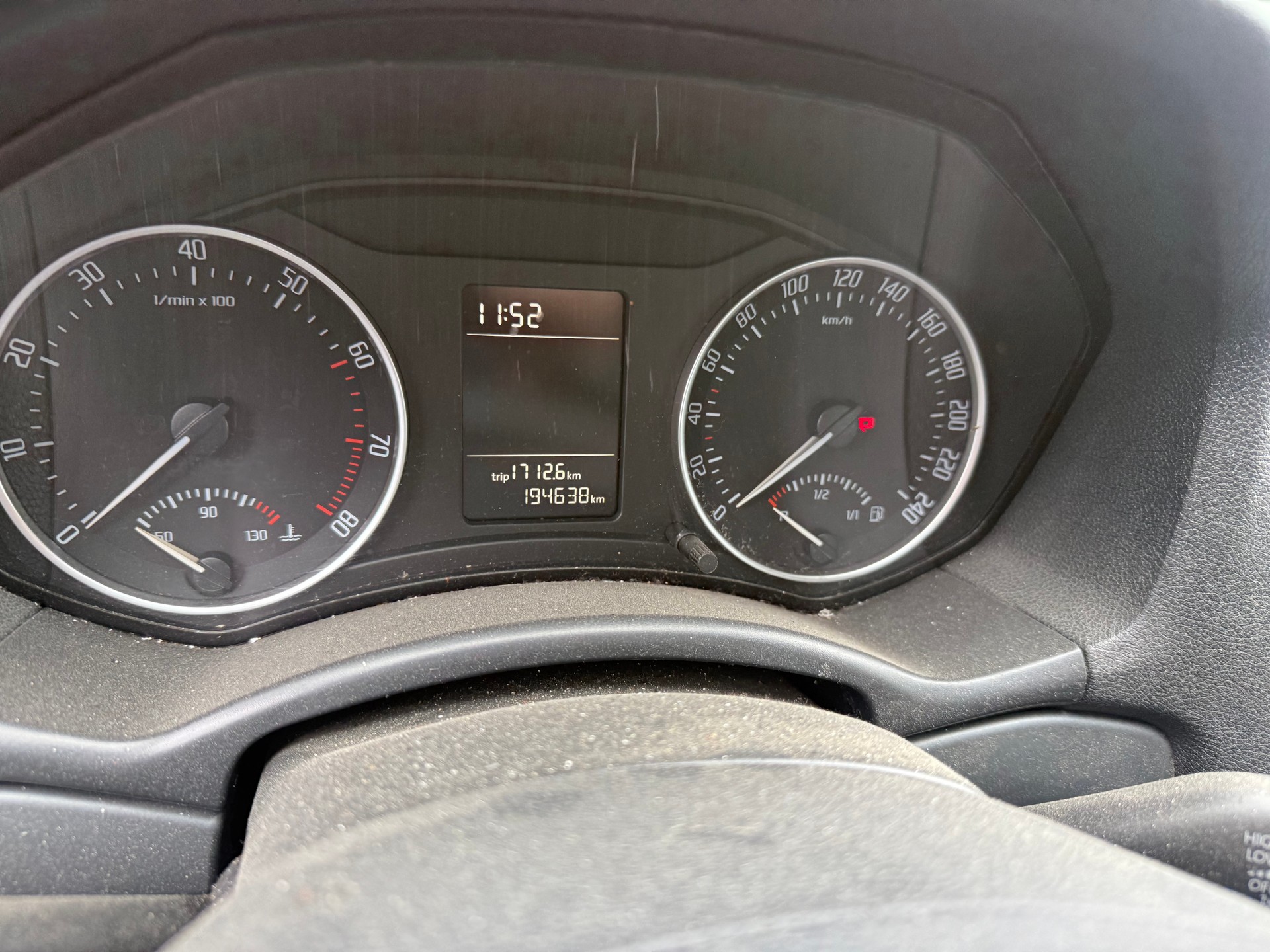 SKODA Octavia Combi 1.4 TSI Ambiente-image-7