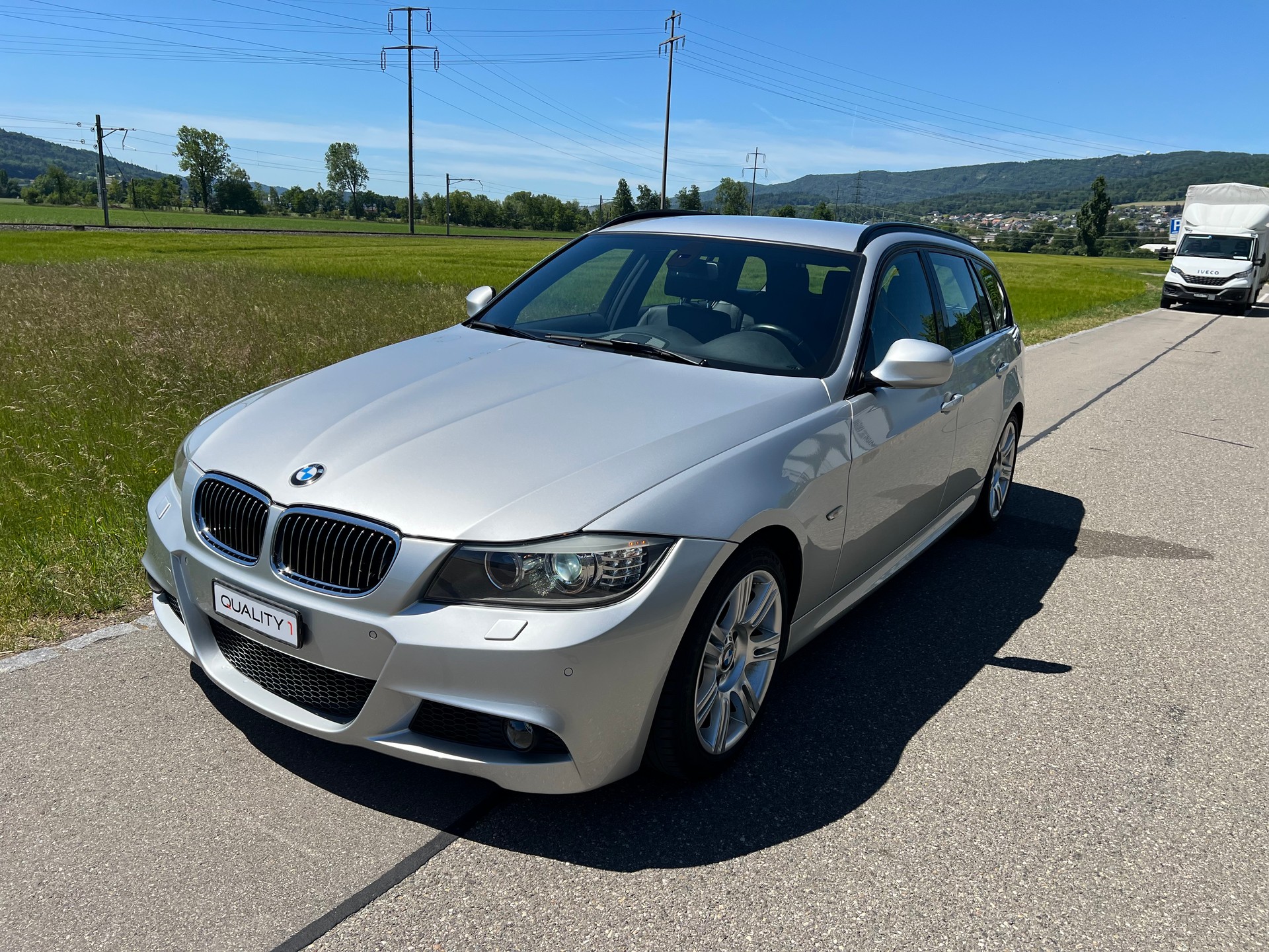 BMW 325i Touring Steptronic ***M-Sportpaket***-image-1