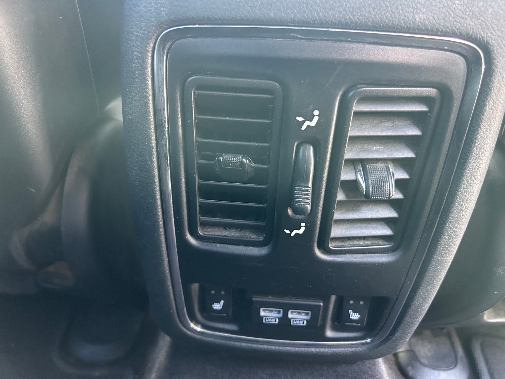 JEEP Grand Cherokee 3.0 CRD Limited Automatic-image-17