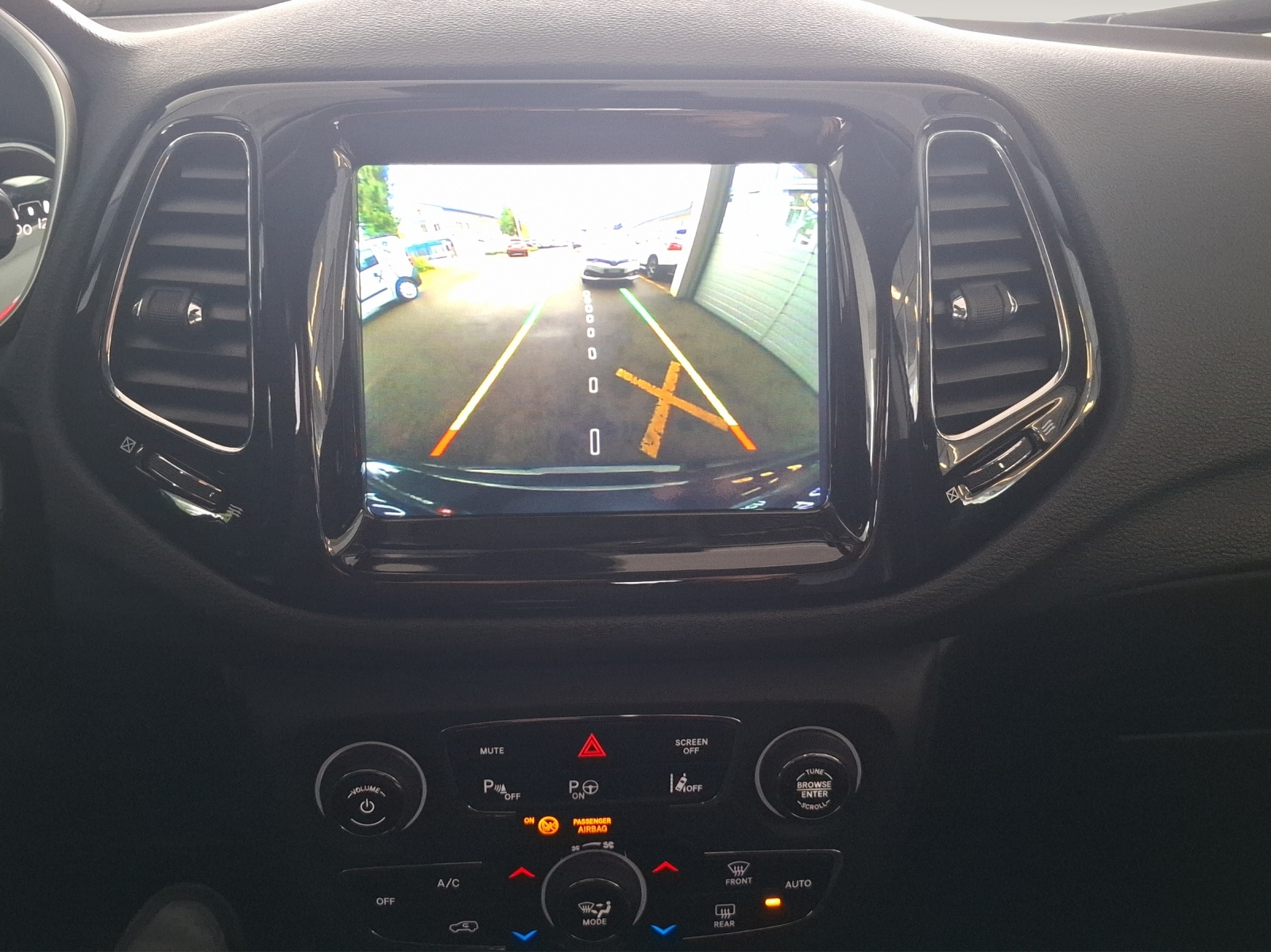 JEEP Compass 1.4 Turbo Limited AWD 9ATX-image-14