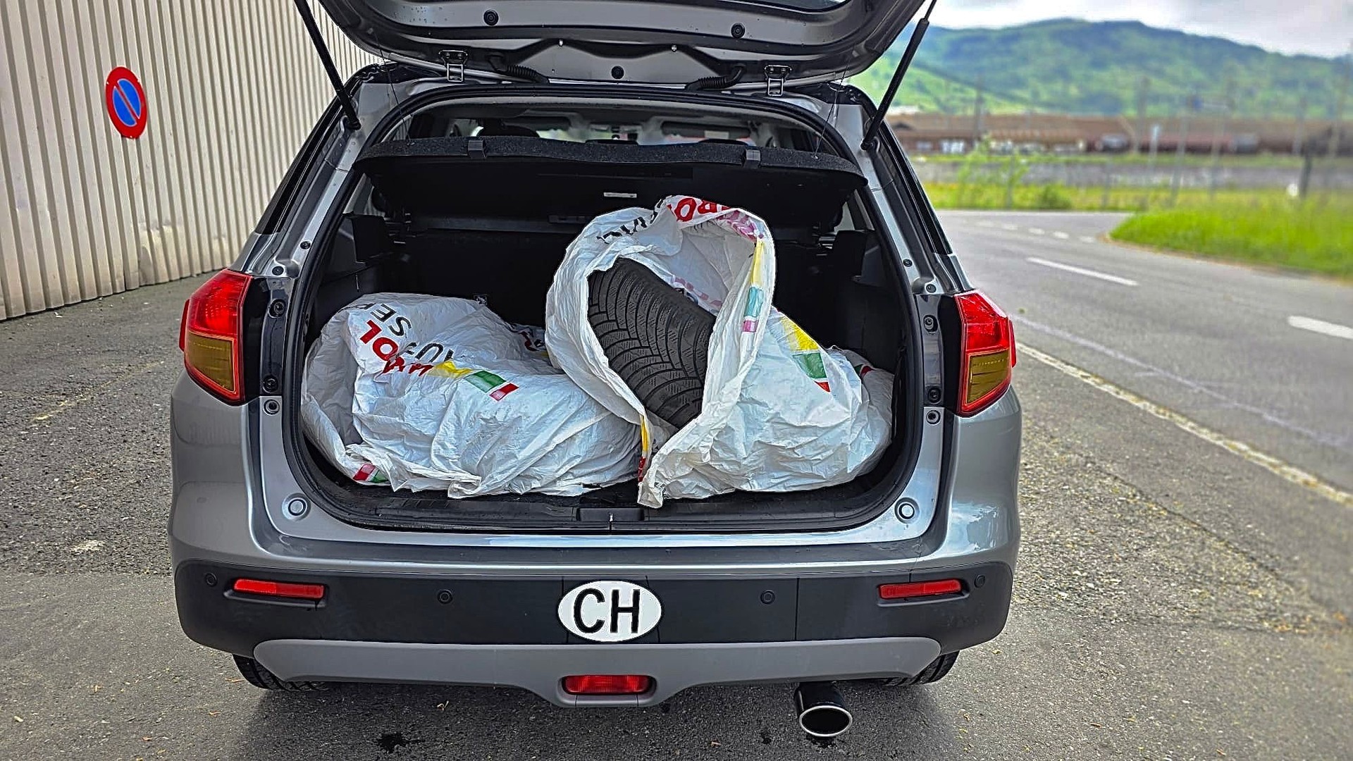 SUZUKI Vitara 1.6 TD Sergio Cellano Top TCSS-image-6