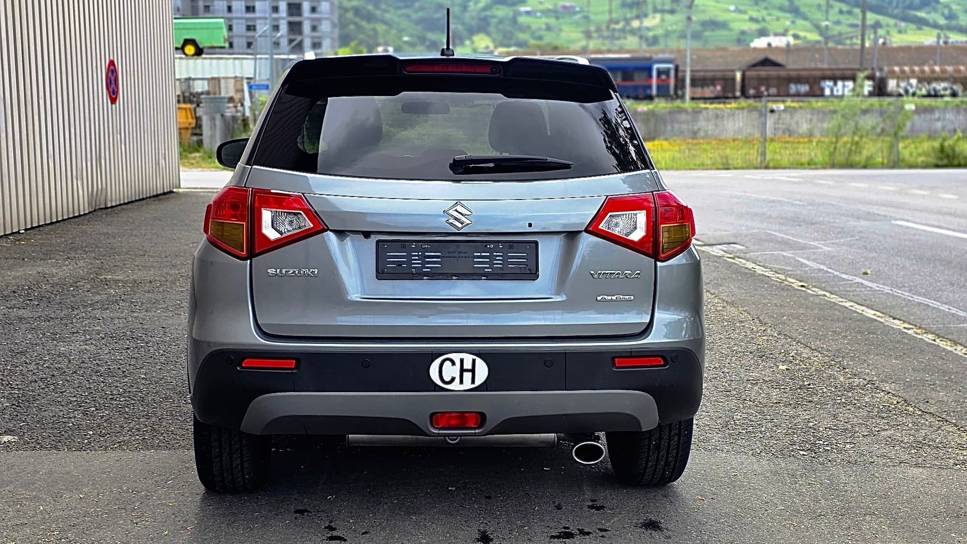 SUZUKI Vitara 1.6 TD Sergio Cellano Top TCSS-image-4