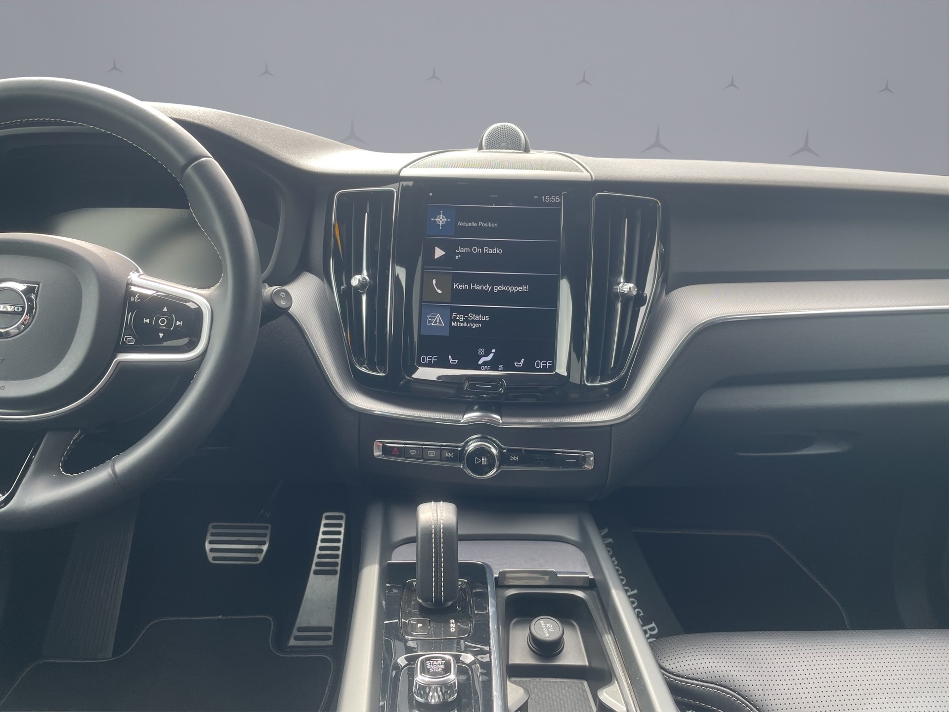 VOLVO XC60 2.0 T6 TE R-Design eAWD-image-14