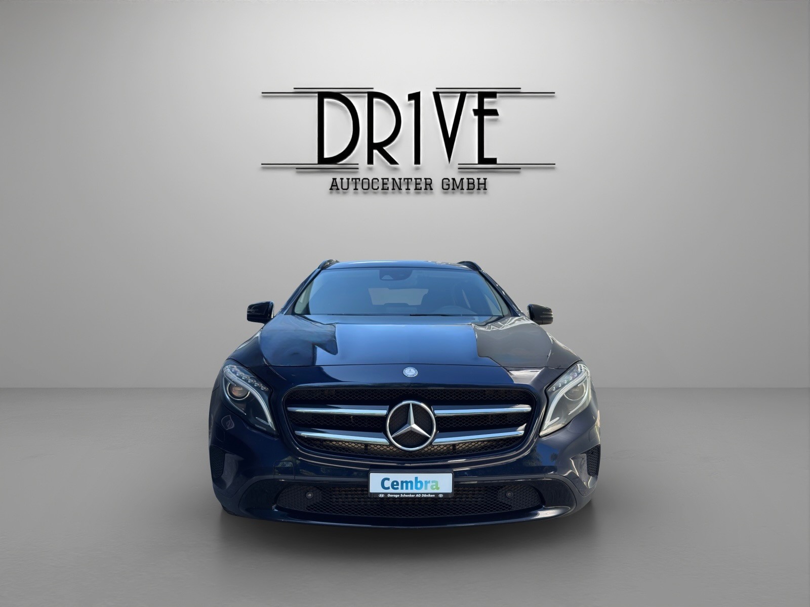 MERCEDES-BENZ GLA 200 Night Star 7G-DCT-image-1