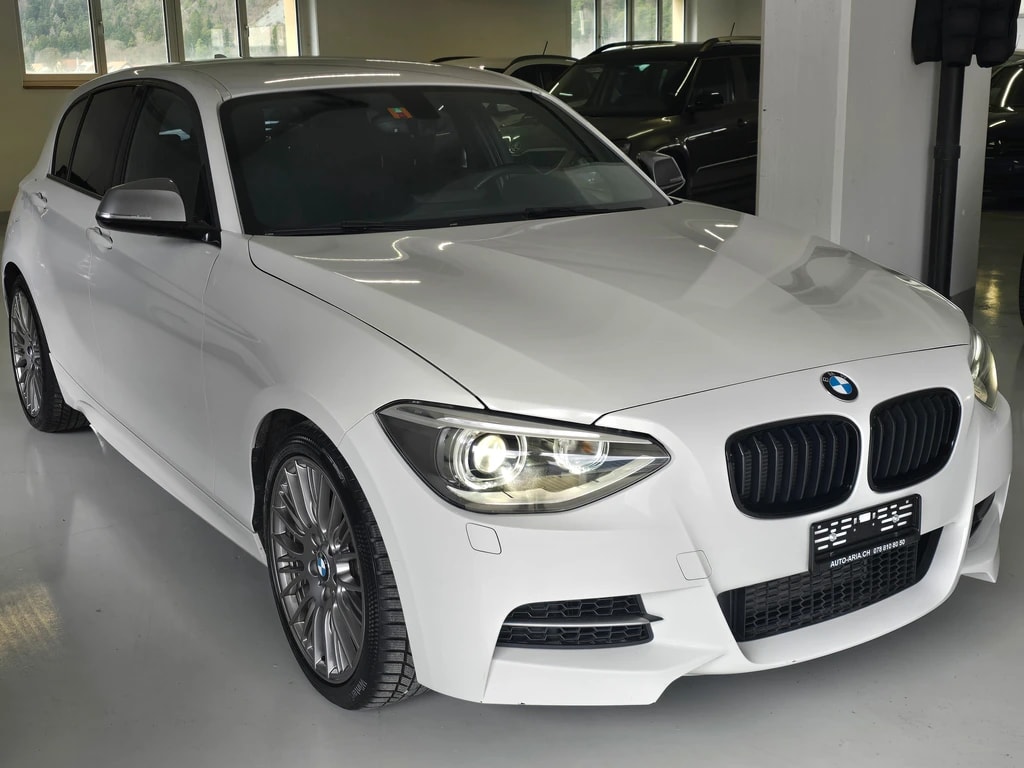 BMW M135i xDrive Steptronic-image-2