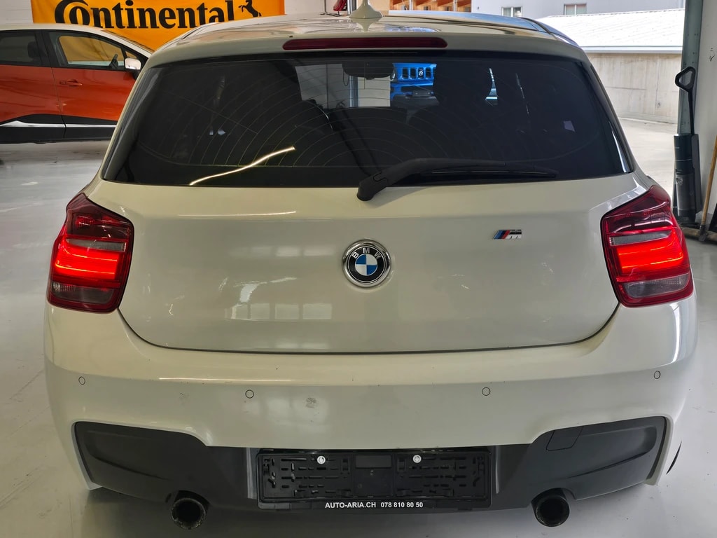 BMW M135i xDrive Steptronic-image-4