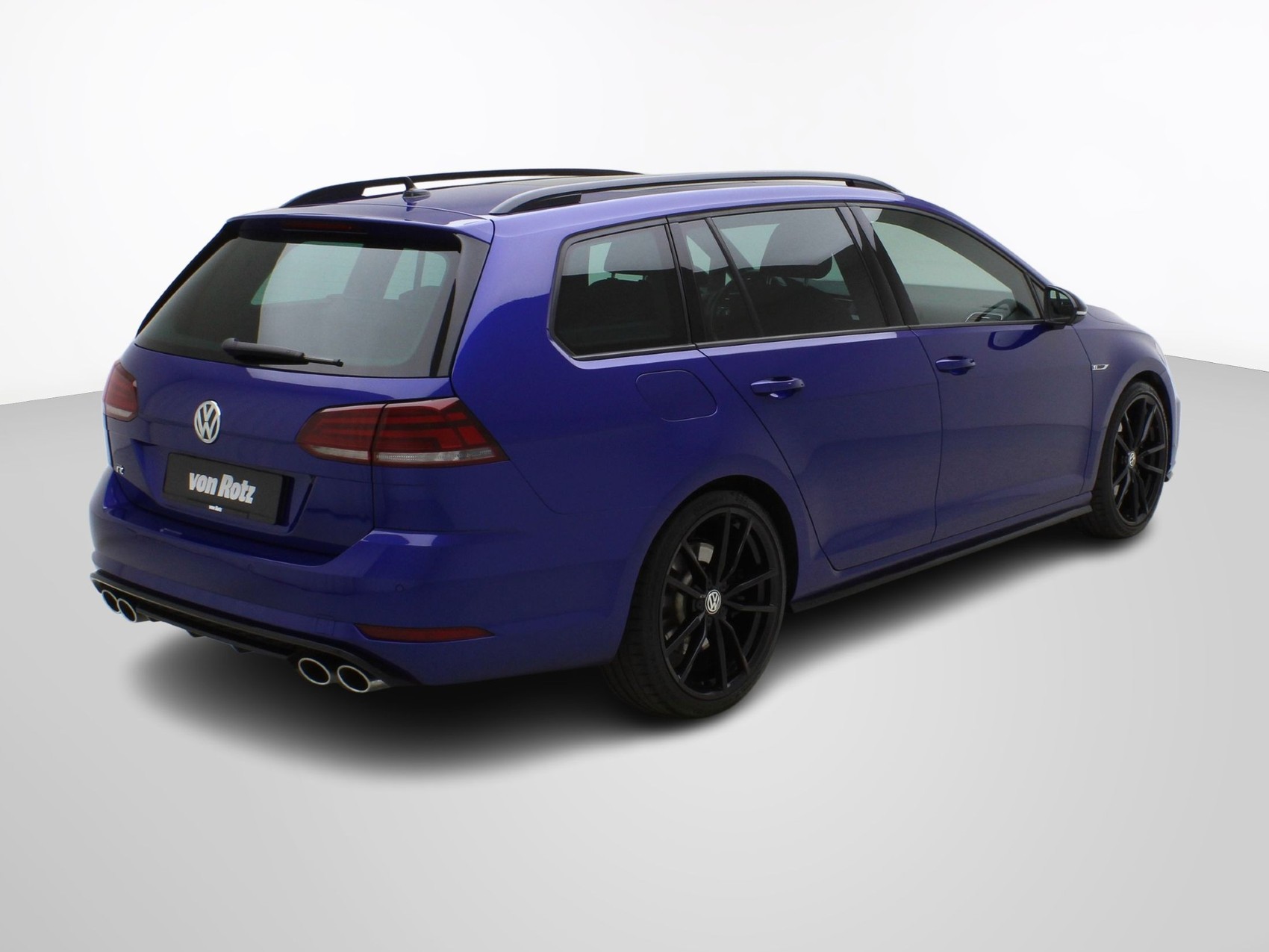 VW Golf 7 Variant 2.0 TSI DSG R 4Motion-image-4