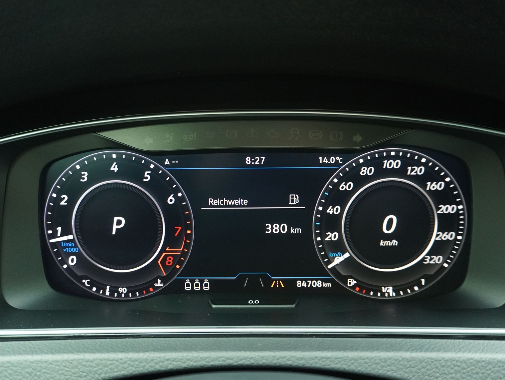 VW Golf 7 Variant 2.0 TSI DSG R 4Motion-image-17