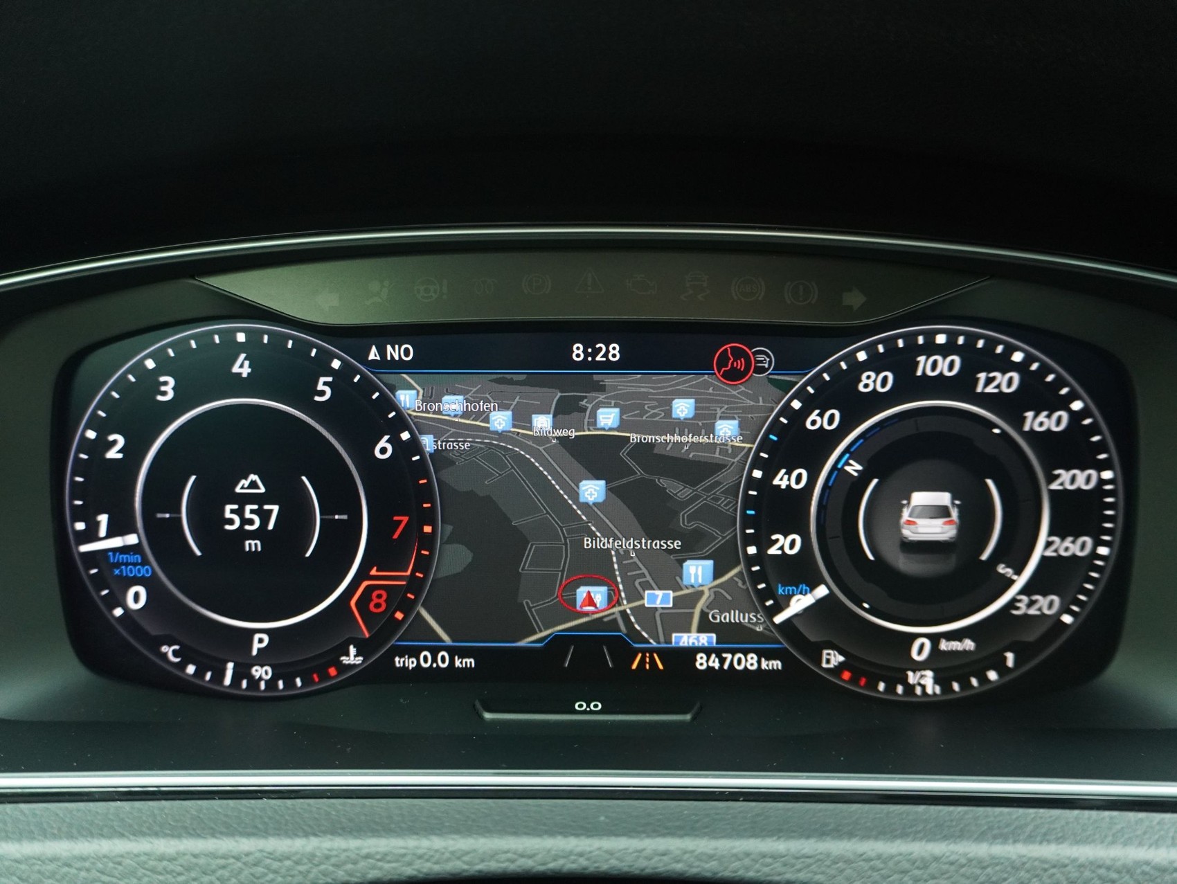 VW Golf 7 Variant 2.0 TSI DSG R 4Motion-image-18