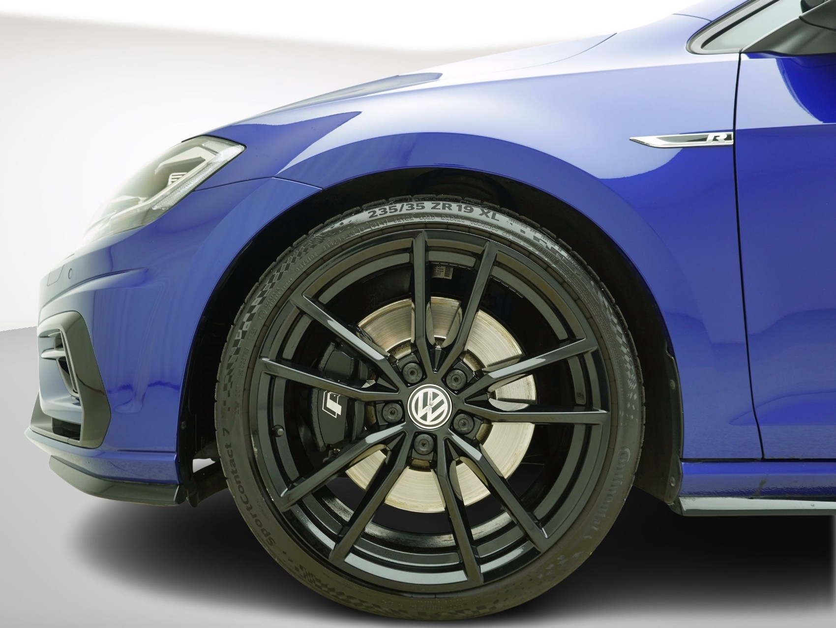 VW Golf 7 Variant 2.0 TSI DSG R 4Motion-image-6