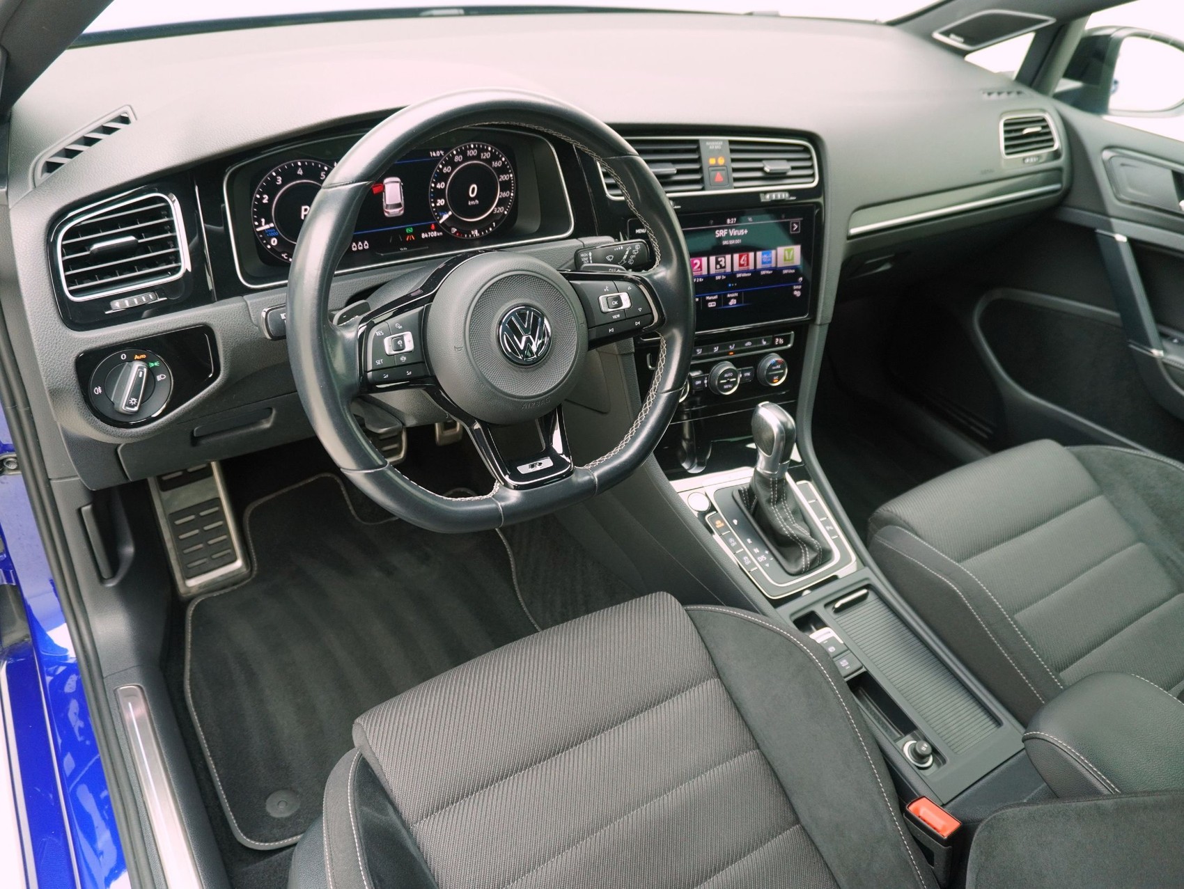VW Golf 7 Variant 2.0 TSI DSG R 4Motion-image-10