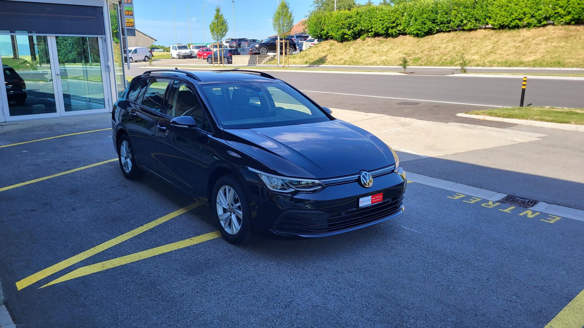 VW Golf Variant 1.0 TSI Value-image-3