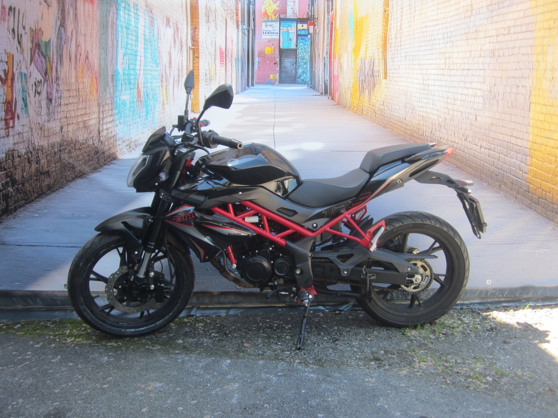 BENELLI BN 125