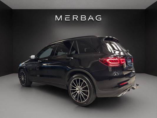 MERCEDES-BENZ GLC 200 AMG Line 4Matic-image-5