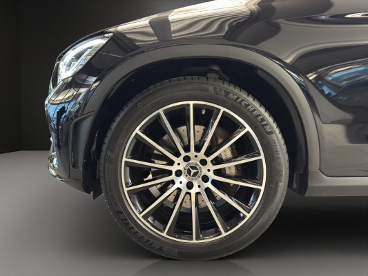 MERCEDES-BENZ GLC 200 AMG Line 4Matic-image-12
