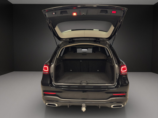 MERCEDES-BENZ GLC 200 AMG Line 4Matic-image-11