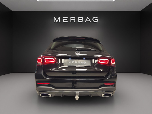 MERCEDES-BENZ GLC 200 AMG Line 4Matic-image-4