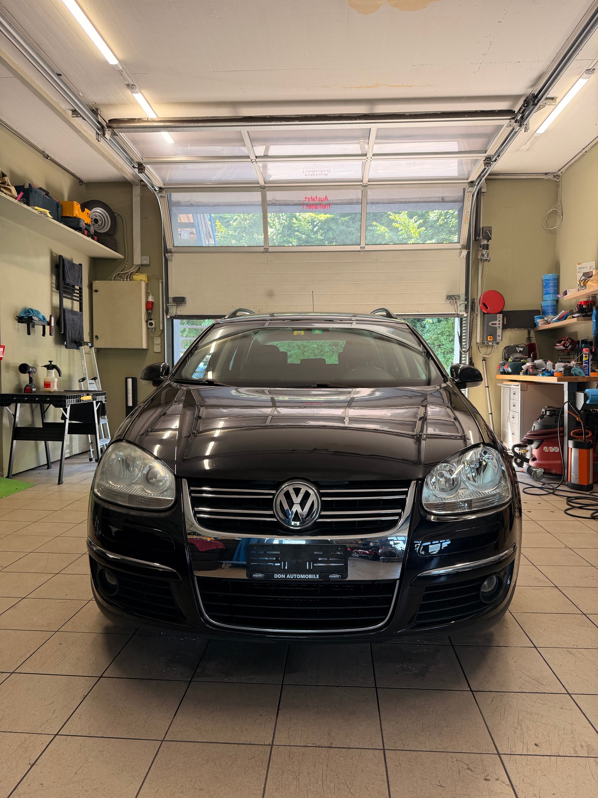 VW Golf Variant 2.0 TDI Sportline-image-0