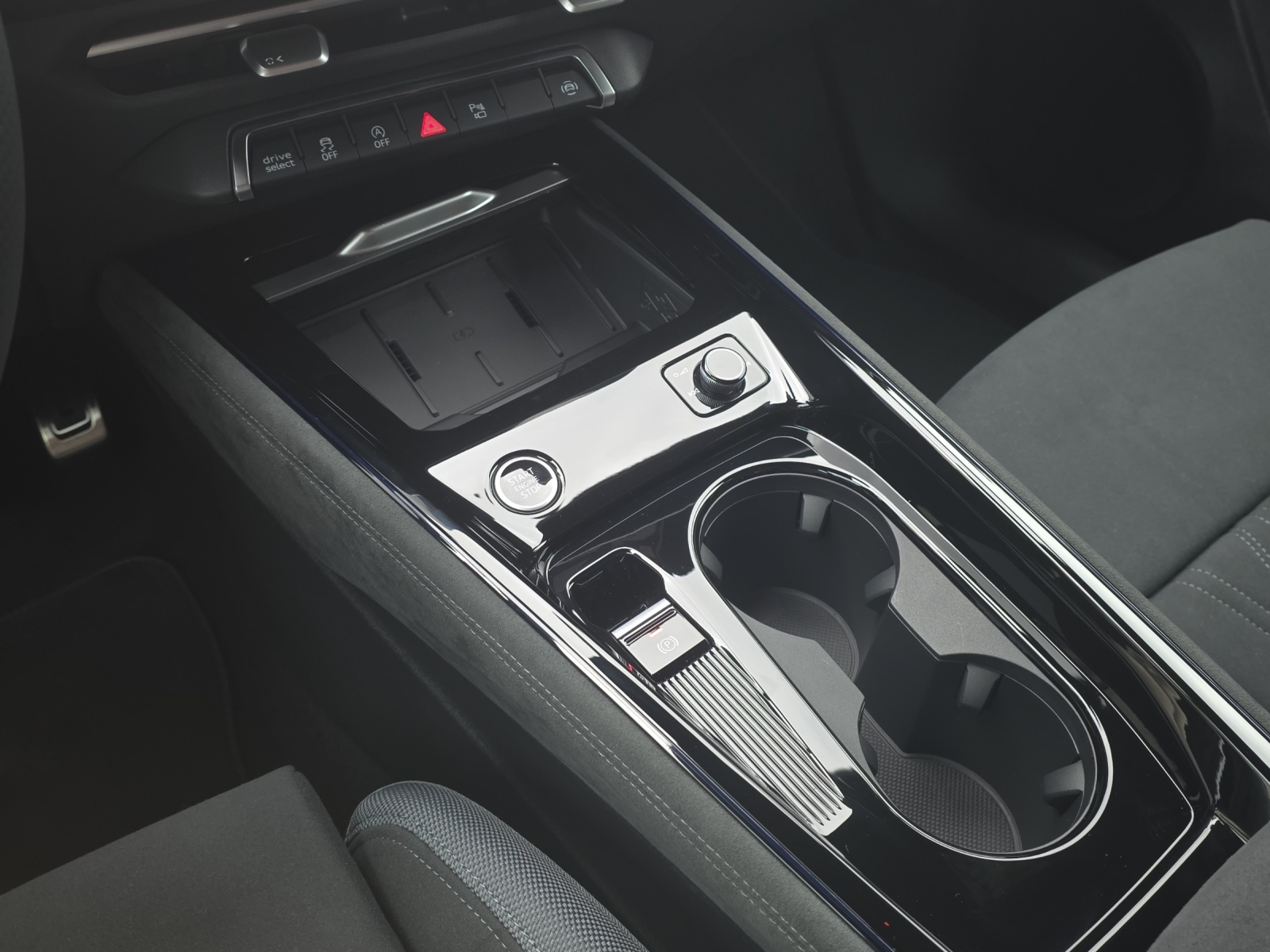 AUDI Q3 Sportback TDI quattro 142 kW S tronic-image-12