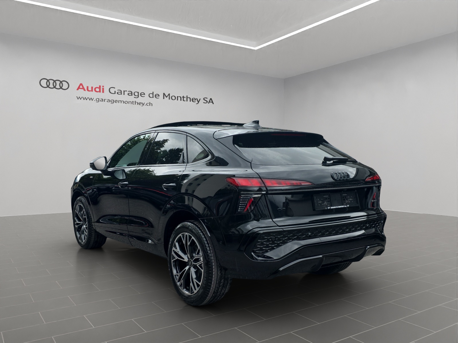 AUDI Q3 Sportback TDI quattro 142 kW S tronic-image-5