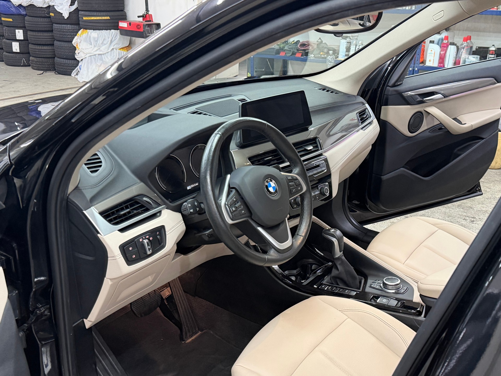 BMW X1 xDrive 25e xLine Steptronic-image-6