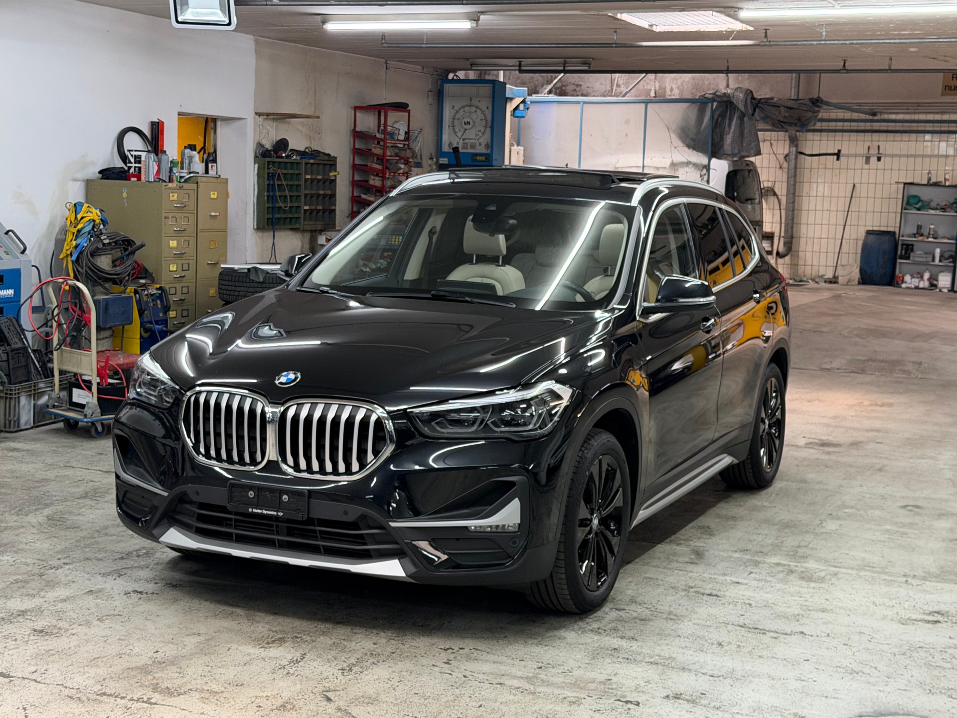 BMW X1 xDrive 25e xLine Steptronic-image-2