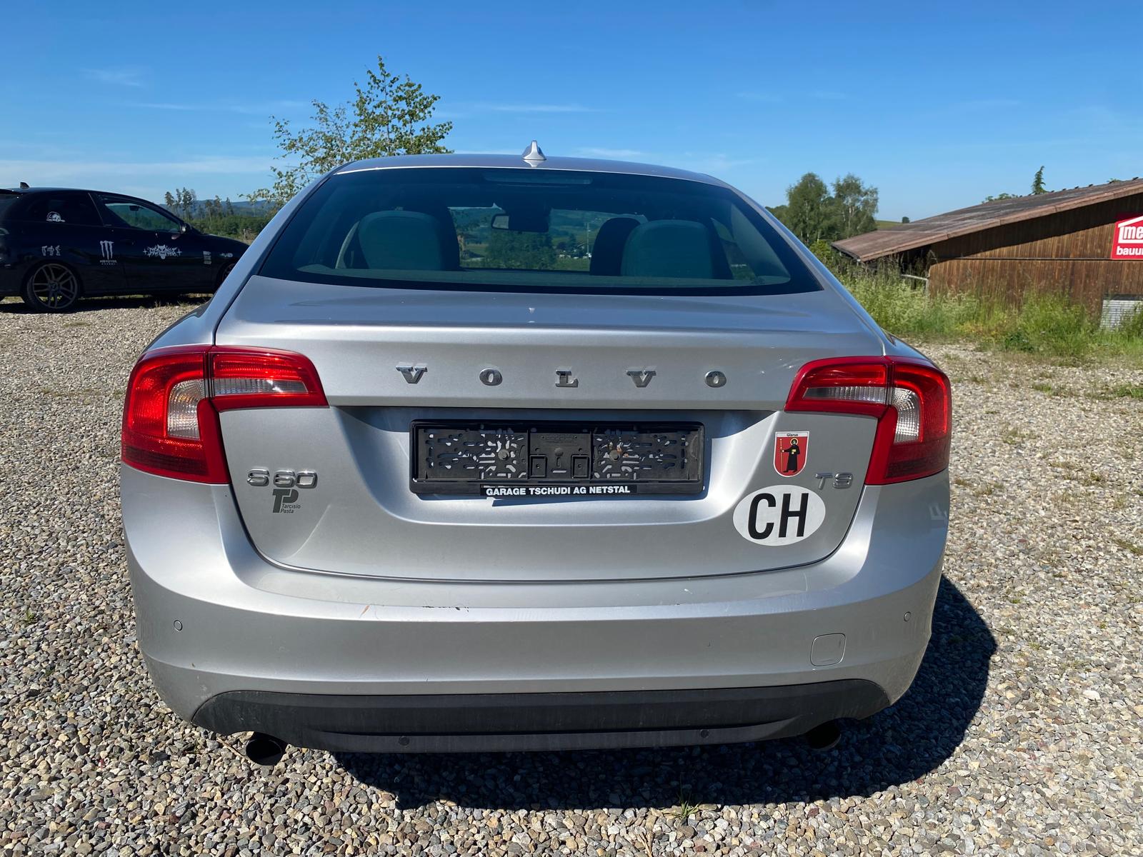 VOLVO S60 T3 Momentum-image-5