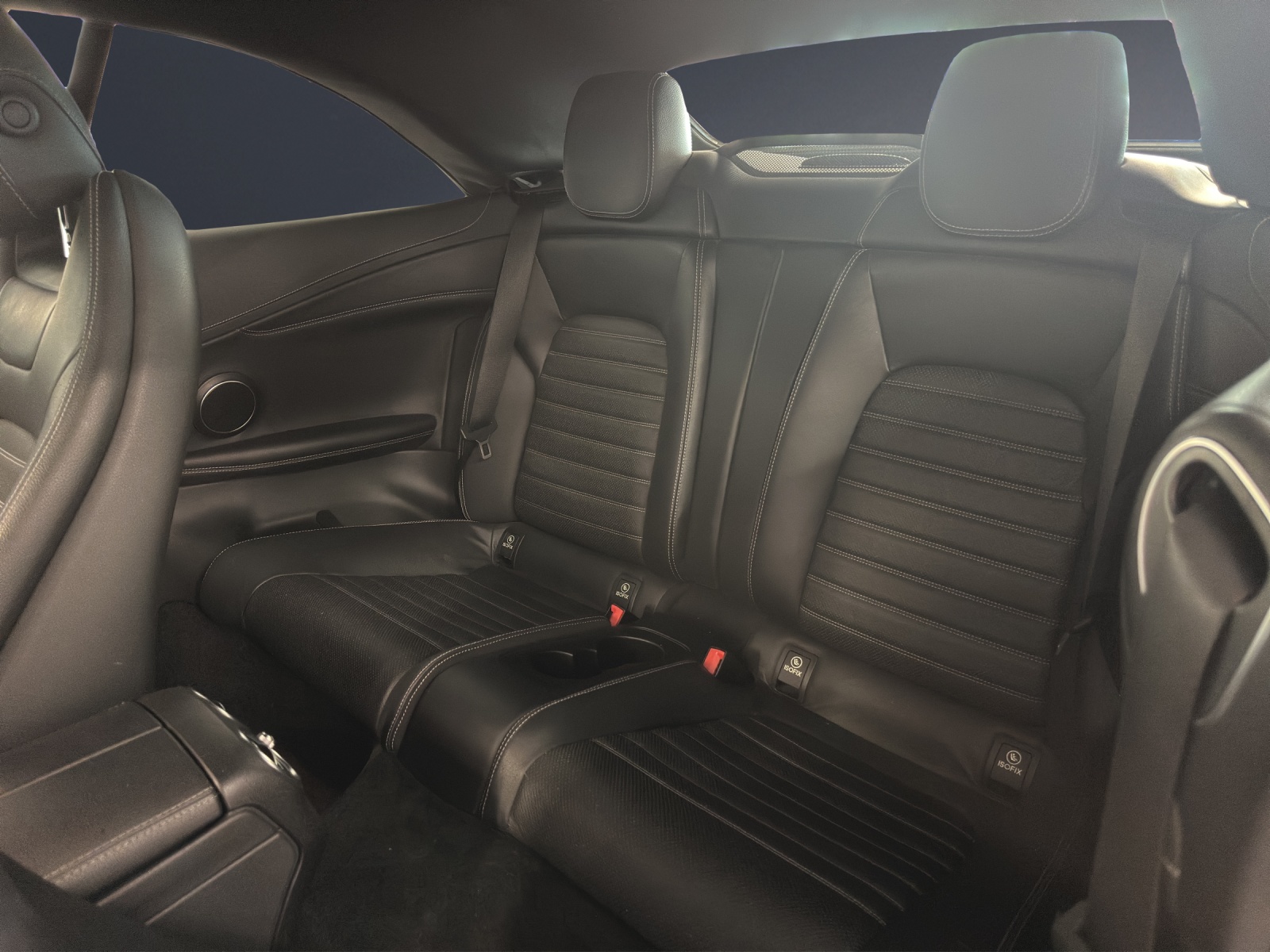 MERCEDES-BENZ C 200 AMG Line 4Matic-image-10