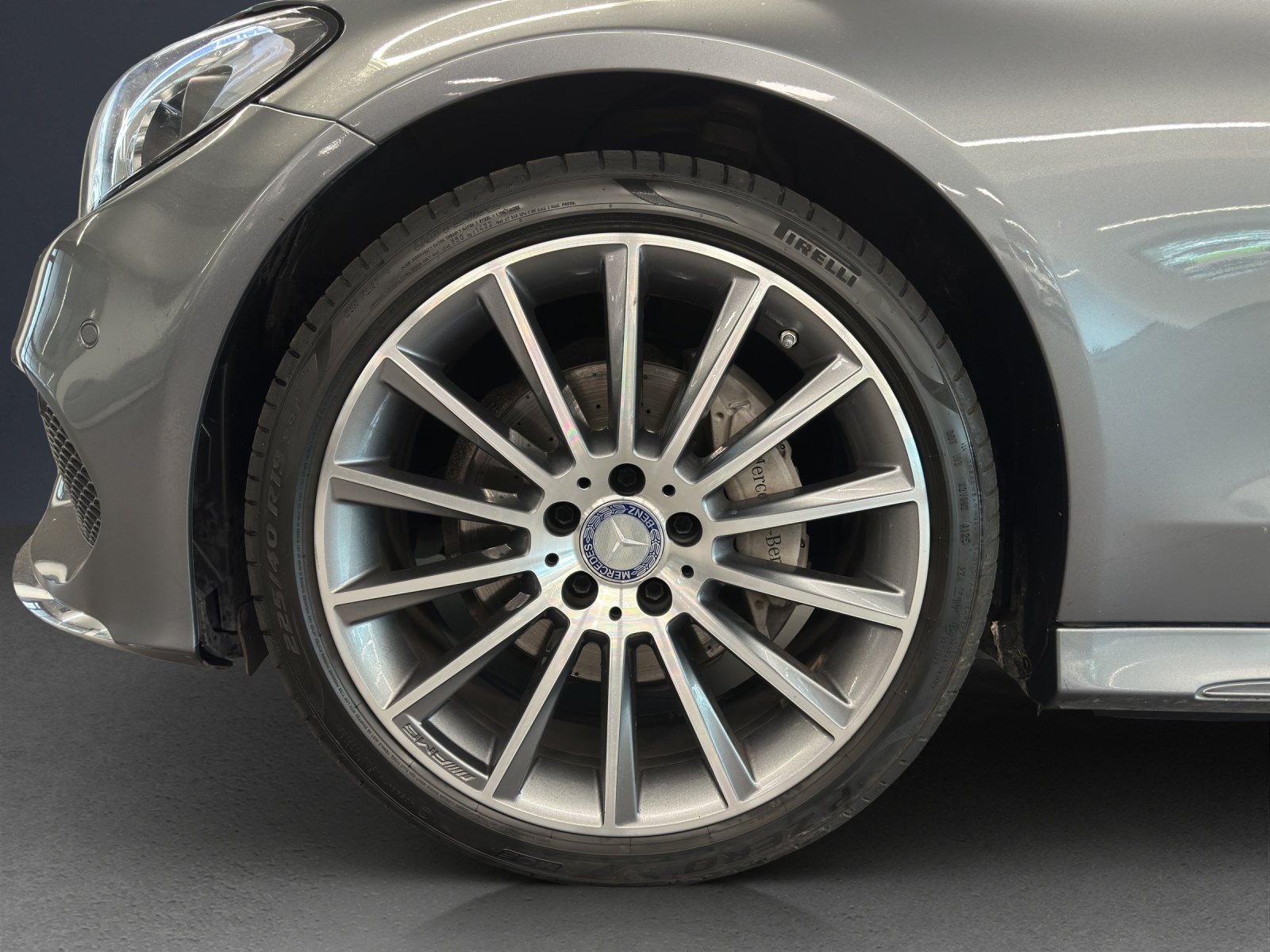 MERCEDES-BENZ C 200 AMG Line 4Matic-image-11