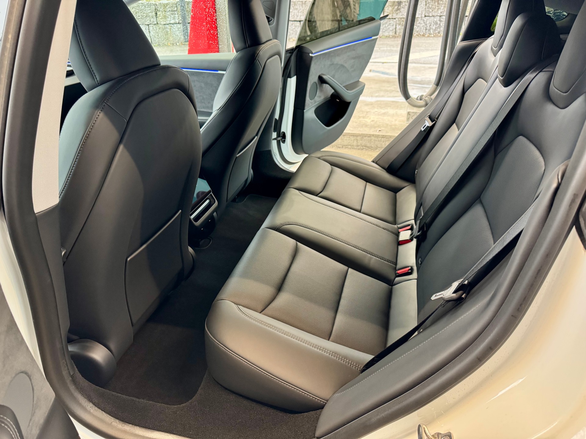 TESLA Model 3 Long Range Dual Motor AWD-image-6