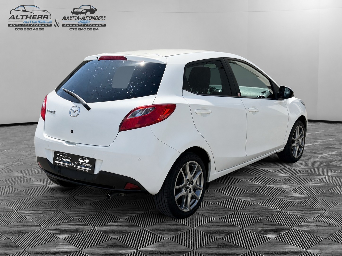 MAZDA 2 1.3i 16V Exclusive-image-6