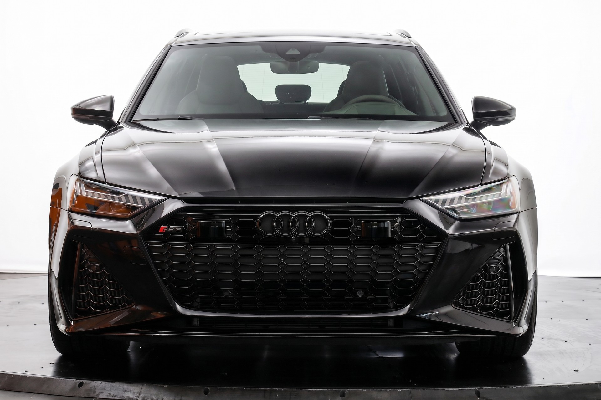 AUDI RS6 Avant 4.0 TFSI V8 quattro-image-1