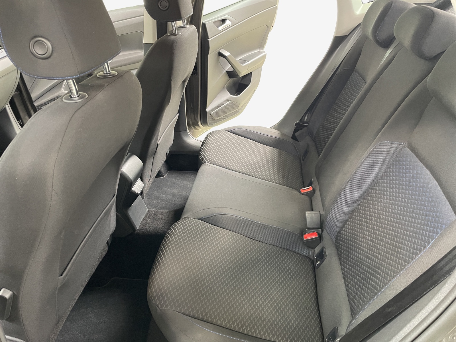 VW Polo 1.0 BMT Comfortline-image-11