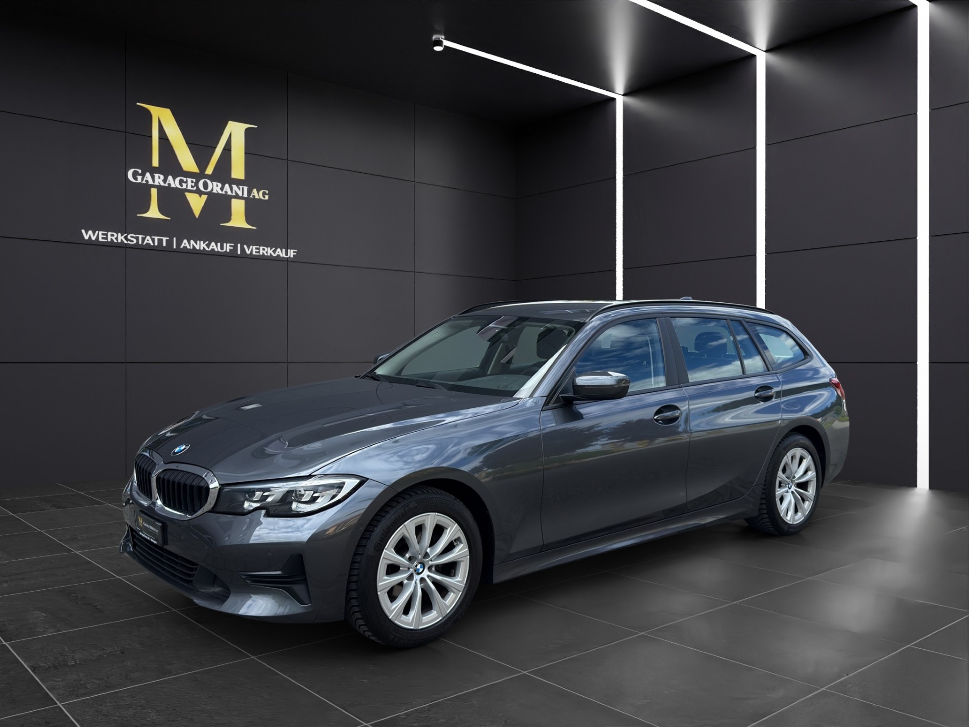BMW 318d 48V Touring Sport Line Steptronic-image-0