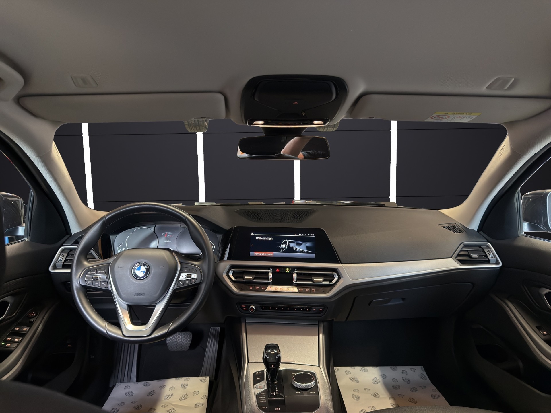 BMW 318d 48V Touring Sport Line Steptronic-image-8