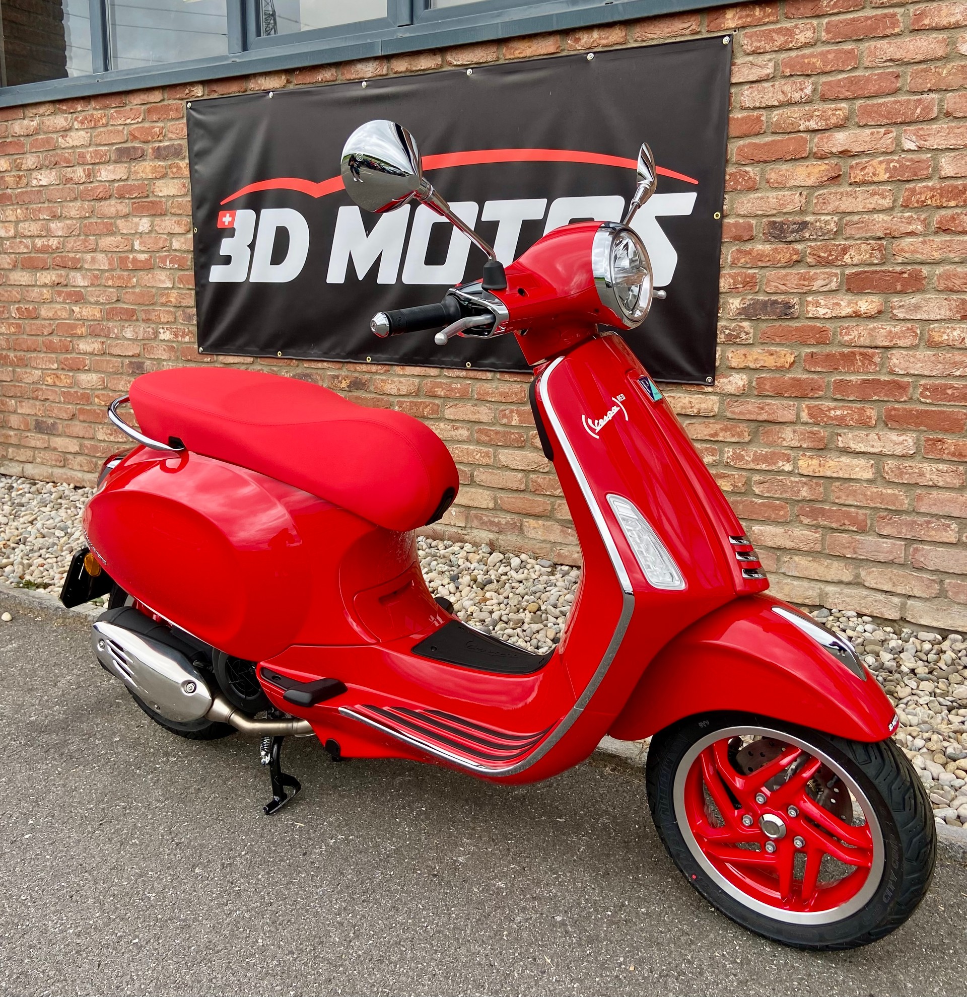 PIAGGIO Vespa 125 Primavera Red Euro 5+-showroom-element-1