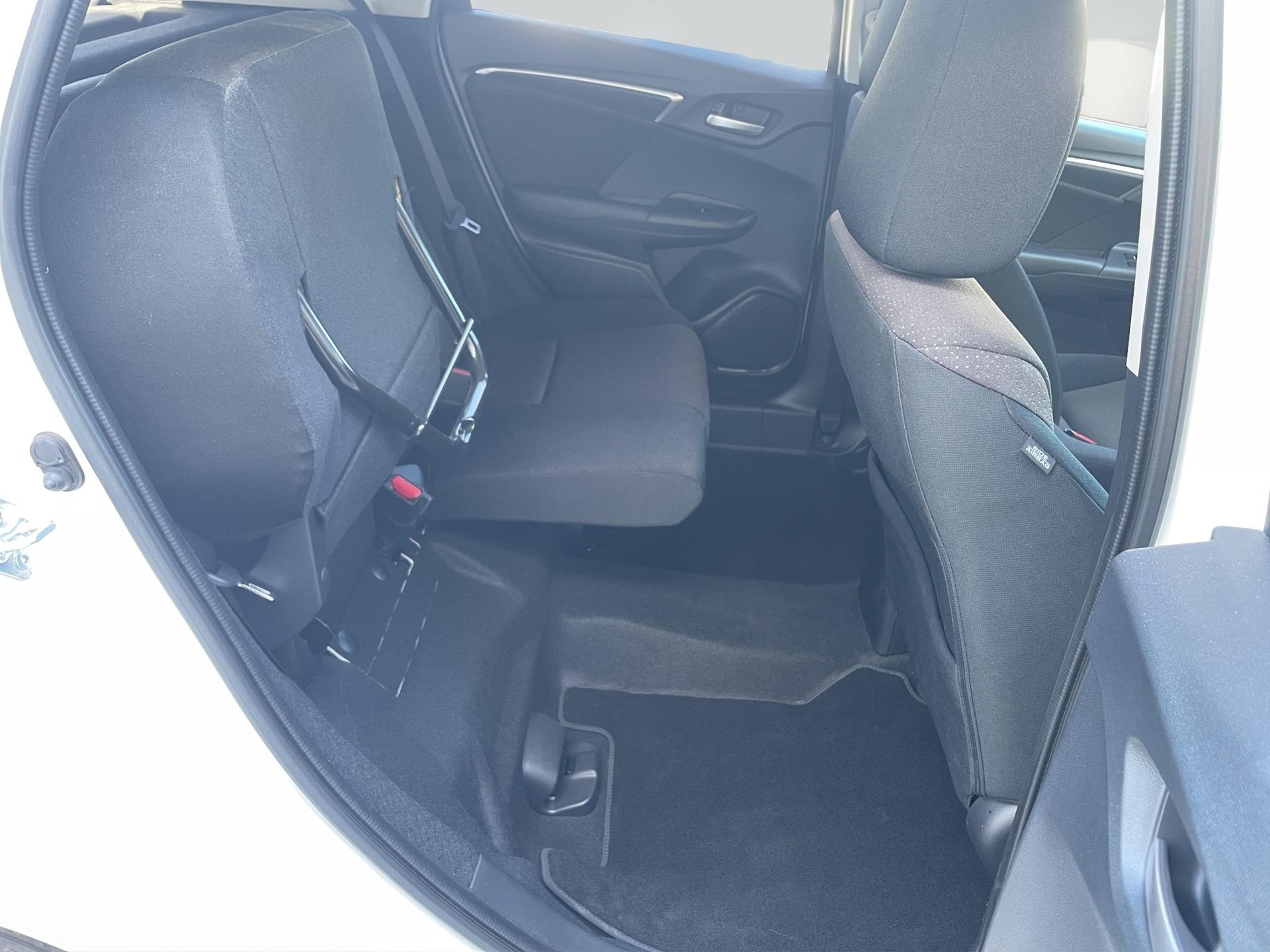 HONDA Jazz 1.3i Elegance-image-13