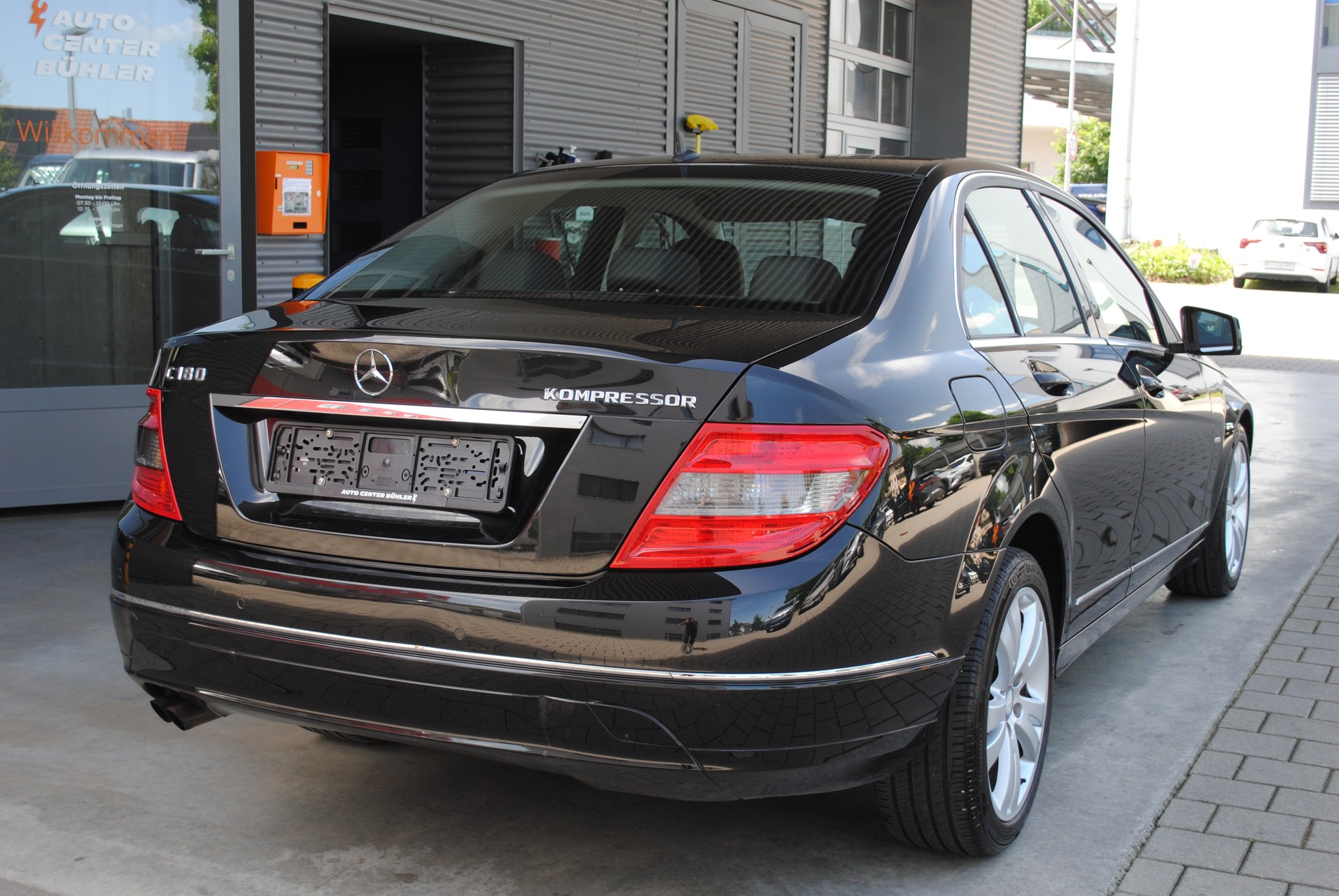 MERCEDES-BENZ C 180 Kompressor BlueEff. Avantgarde Aut.-image-4