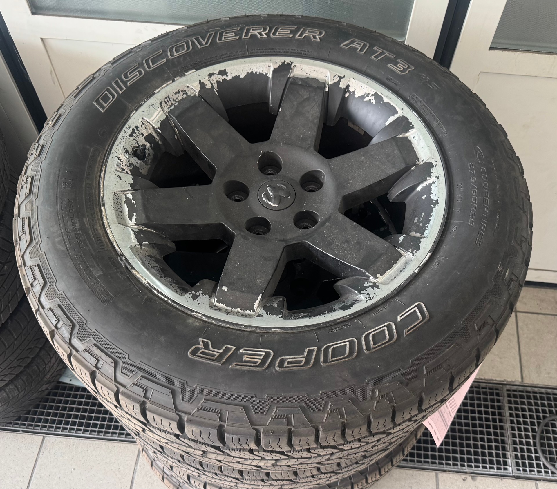 DODGE Ram 1500 Crew Cab 5.7l V8 Laremie-image-19