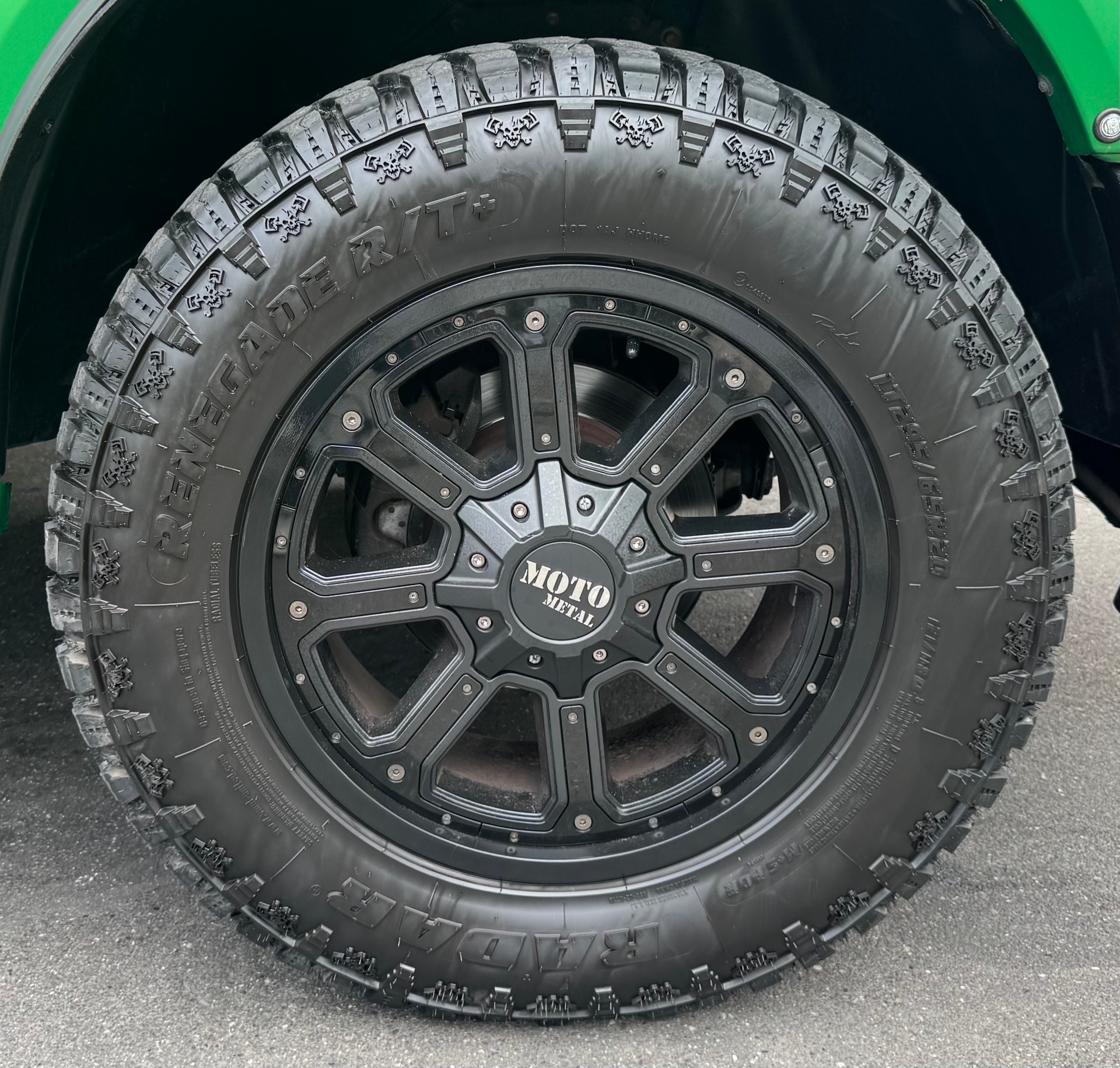 DODGE Ram 1500 Crew Cab 5.7l V8 Laremie-image-18