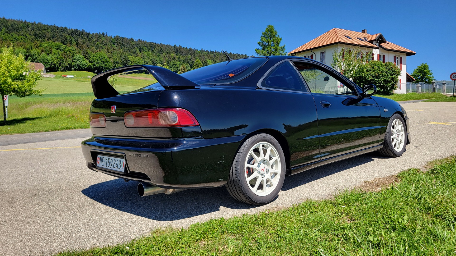 HONDA INTEGRA-image-1