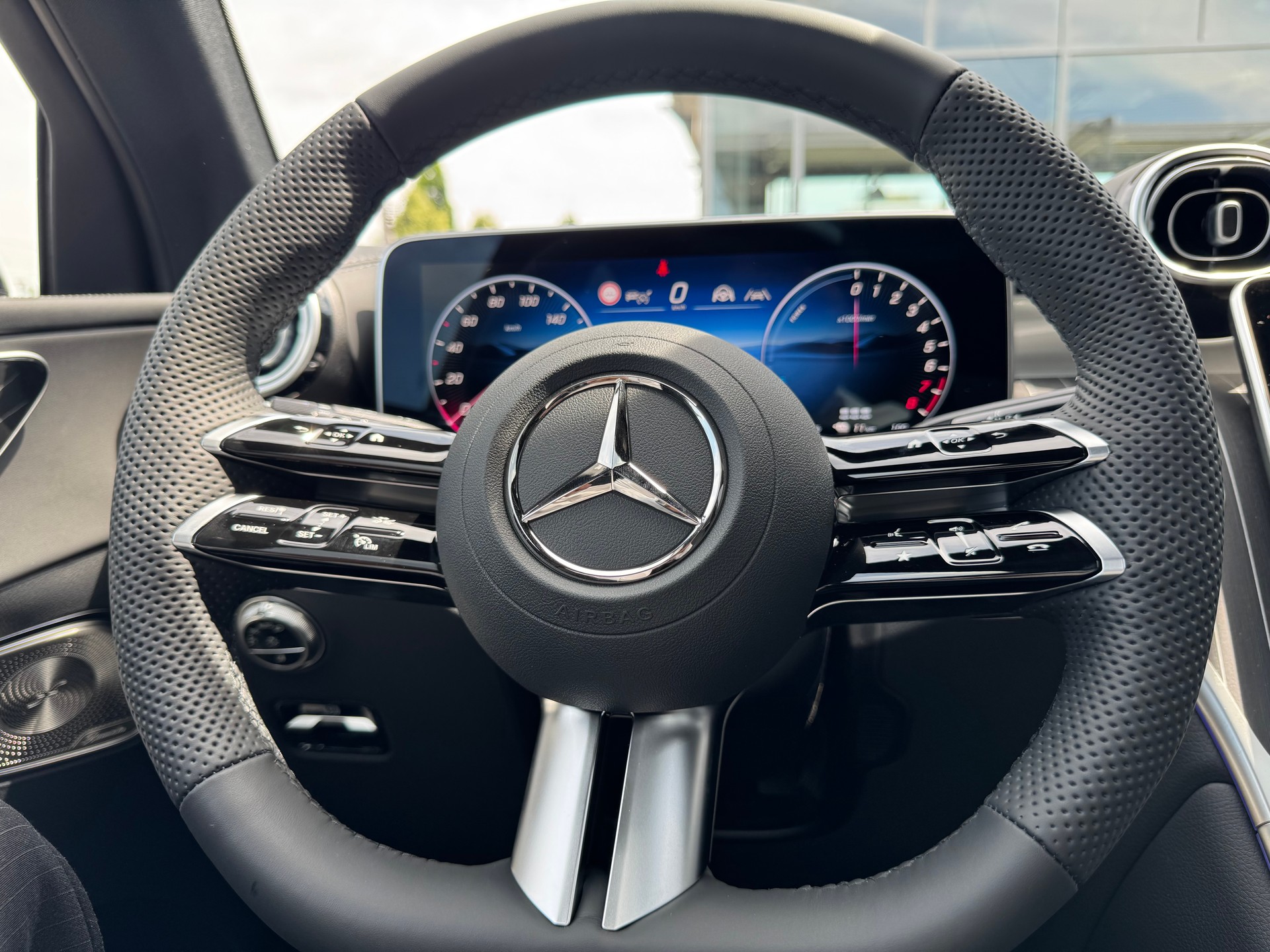 MERCEDES-BENZ GLC 400 e 4MATIC with EQ-Star Hybrid-image-11