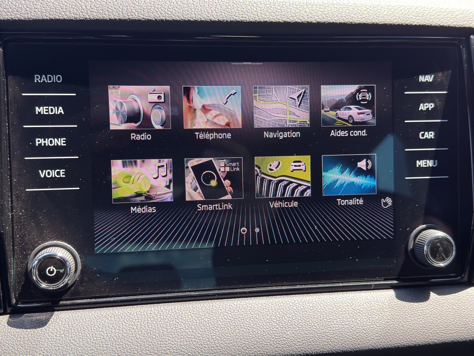 SKODA Karoq 2.0 TSI SportLine 4x4 DSG-image-15