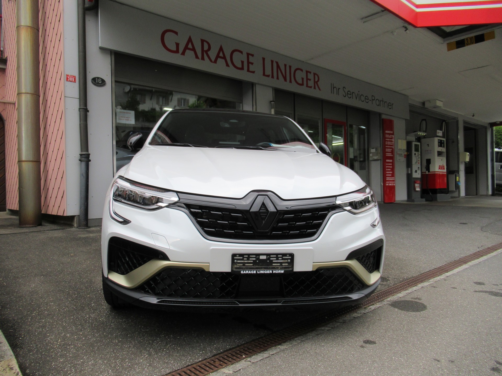 RENAULT Arkana 1.6 E-Tech Engineered-image-0